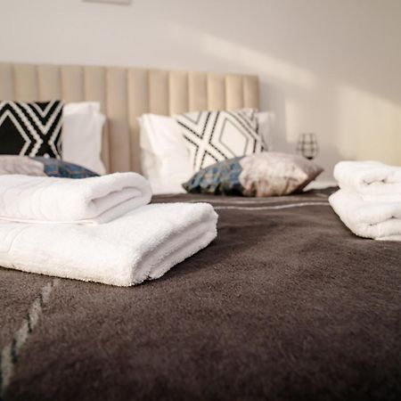 Apartmán Studio Lounge Craiova Exteriér fotografie